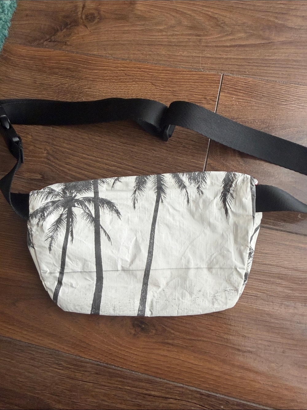 Aloha Collection mini hip pack - Picture 5 of 5